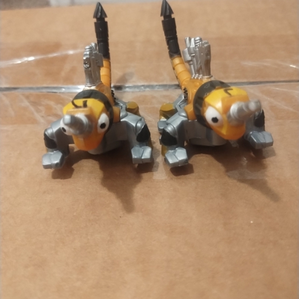 2 Dinotrux Reptool Roller Click Clack 2016 mattel